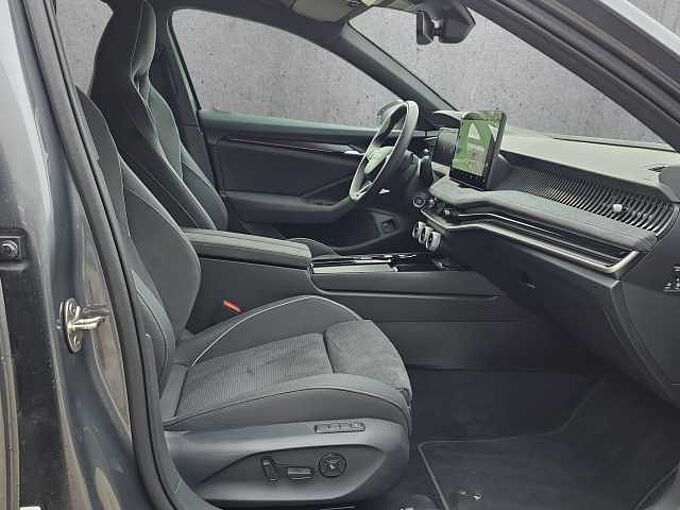 SKODA Superb Combi Sportline  TSI Hybrid / 5. Jahre Garantie /el. Heckklappe