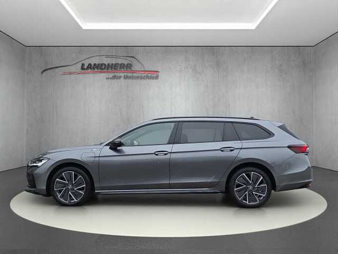 SKODA Superb Combi Sportline TSI Hybrid 5.Jahre Garantie /el. Heckklappe