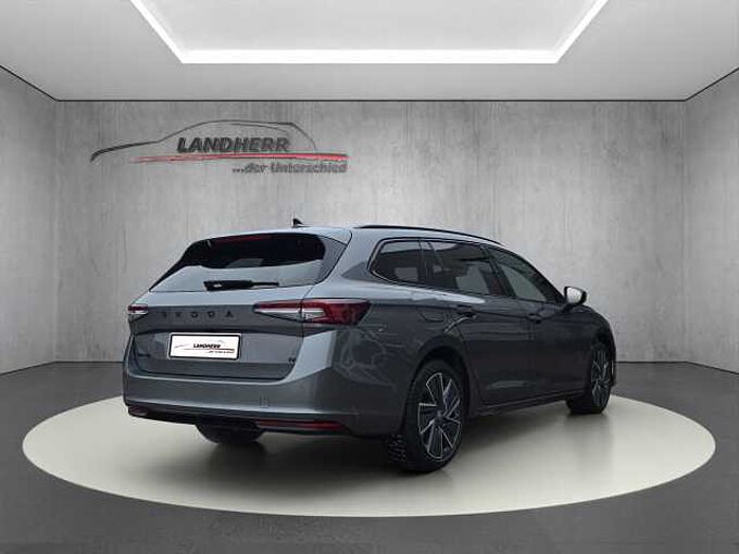 SKODA Superb Combi Sportline TSI Hybrid 5.Jahre Garantie /el. Heckklappe