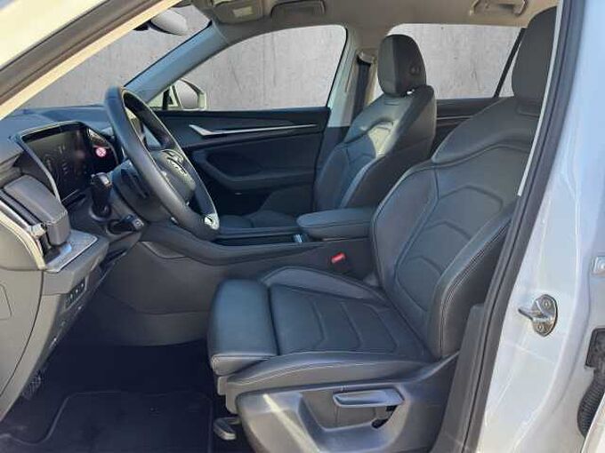 SKODA Kodiaq 4x4 Selection 5-J Garantie/ 7-Sitze/AHK/Leder