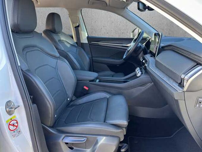 SKODA Kodiaq 4x4 Selection 5-J Garantie/ 7-Sitze/AHK/Leder