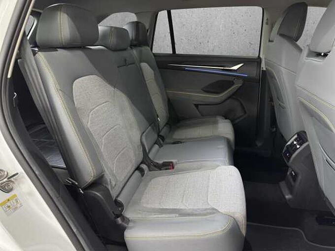 SKODA Kodiaq 4x4 Selection 5. J Garantie/ AHK / 7-Sitze