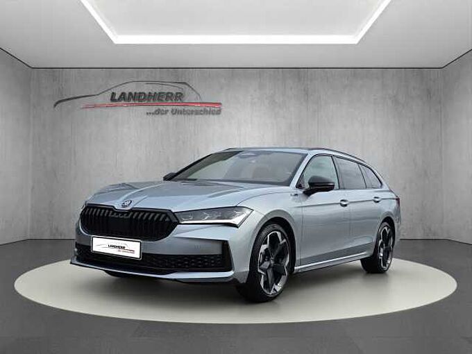 SKODA Superb 2.0 TSI 4x4 Sportline //Head-Up/Pano/AHK 