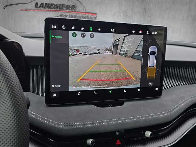 SKODA Superb 2.0 TSI 4x4 Sportline //Head-Up/Pano/AHK