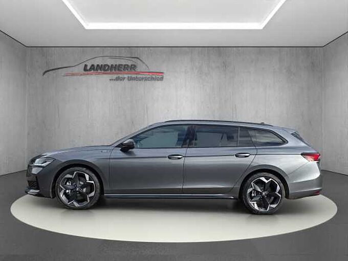 SKODA Superb 2.0 TSI 4x4 Sportline //Head-Up/Pano/AHK