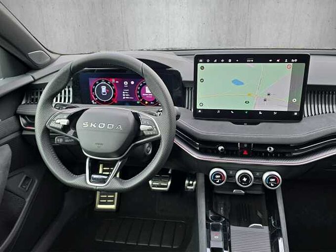 SKODA Superb 2.0 TSI 4x4 Sportline //Head-Up/Pano/AHK