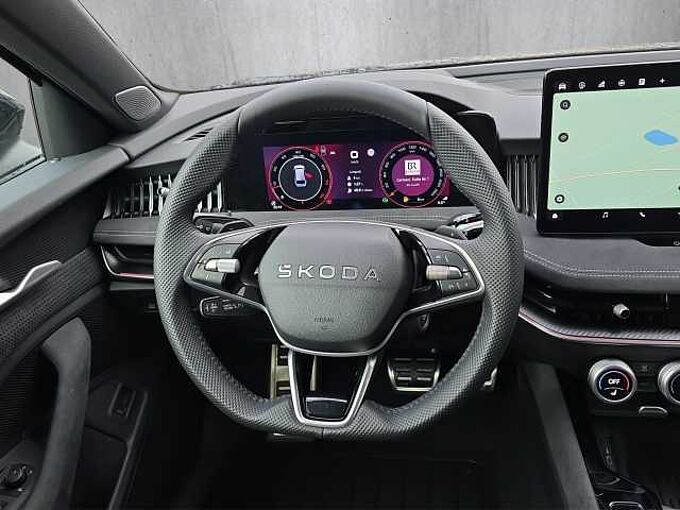 SKODA Superb 2.0 TSI 4x4 Sportline //Head-Up/Pano/AHK