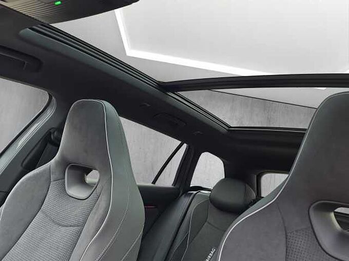 SKODA Superb 2.0 TSI 4x4 Sportline //Head-Up/Pano/AHK