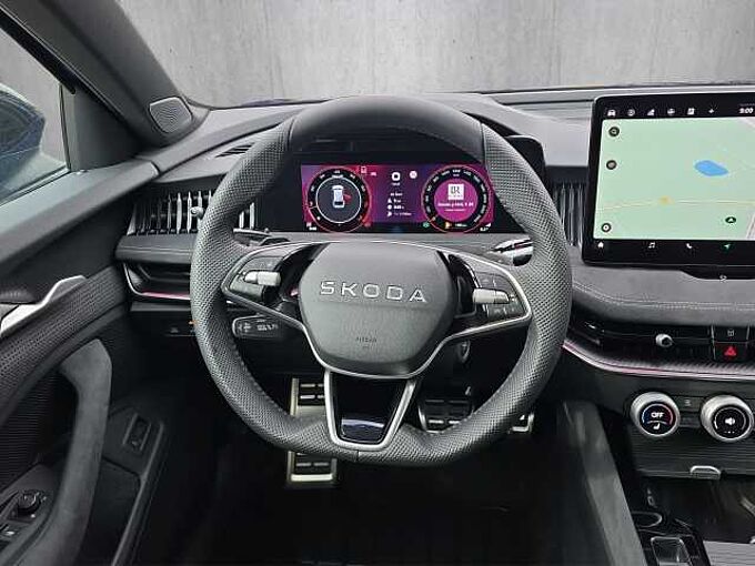 SKODA Superb 2.0 TSI 4x4 Sportline //Head-Up/Pano/AHK