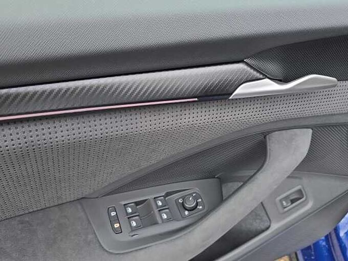 SKODA Superb 2.0 TSI 4x4 Sportline //Head-Up/Pano/AHK