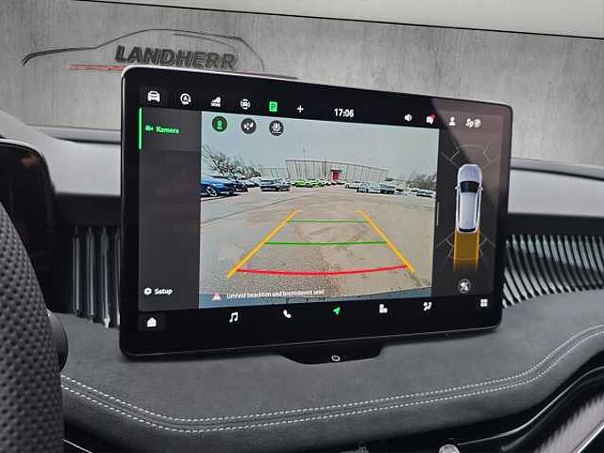 SKODA Superb 2.0 TSI 4x4 Sportline //Head-Up/Pano/AHK