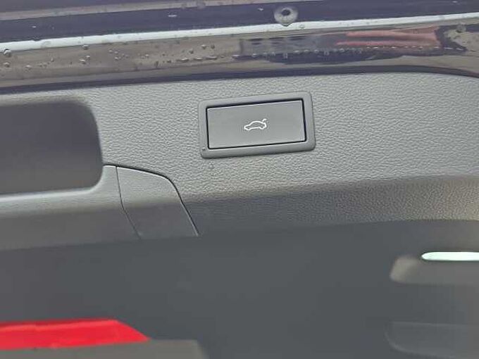 SKODA Superb 2.0 TSI 4x4 Sportline //Head-Up/Pano/AHK