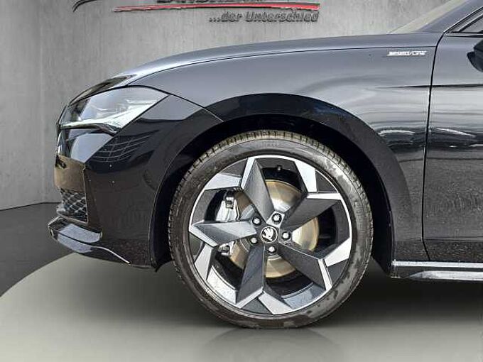 SKODA Superb 2.0 TDI 4x4 Sporline //AHK/Pano/Leder /Head-Up