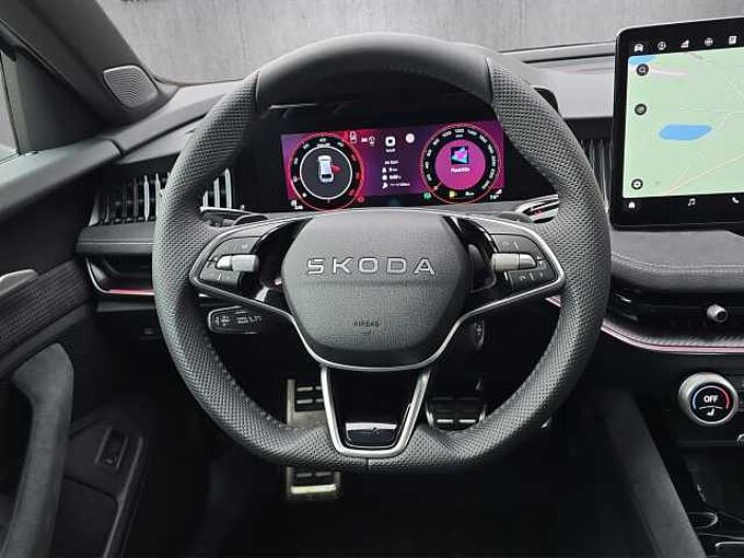 SKODA Superb 2.0 TDI 4x4 Sportline //Head-Up/AHK/ Pano