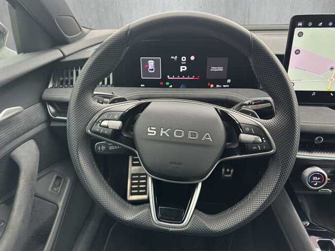 SKODA Superb Combi 2.0 TDI //5 J. Garantie //Matrix/ Navi /Winterpaket