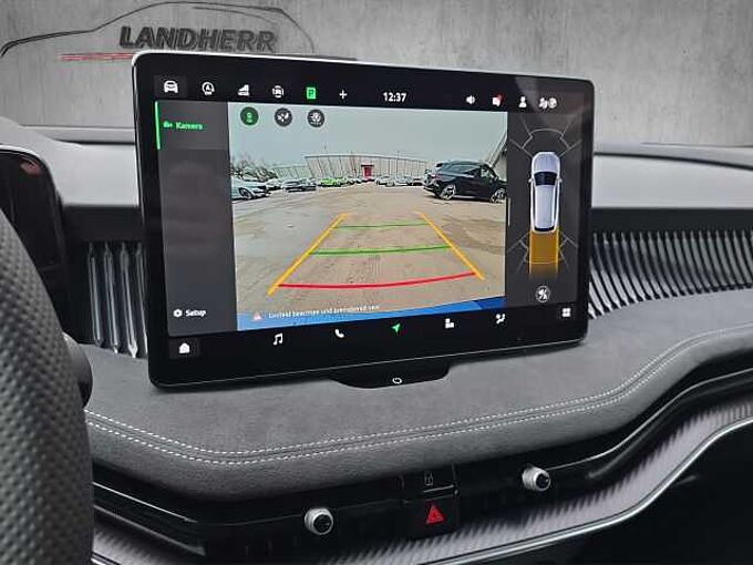 SKODA Superb 2.0 TDI 4x4 Sportline //Head-Up/AHK/ Pano