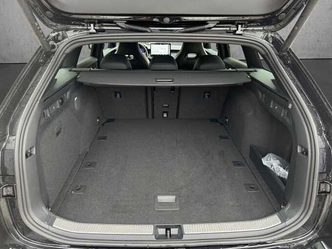 SKODA Superb Combi 2.0 TDI //5 J. Grantie //Matrix/ Navi /Winterpaket