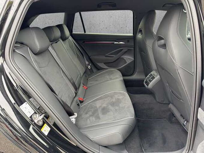 SKODA Superb Combi 2.0 TDI //5 J. Grantie //Matrix/ Navi /Winterpaket