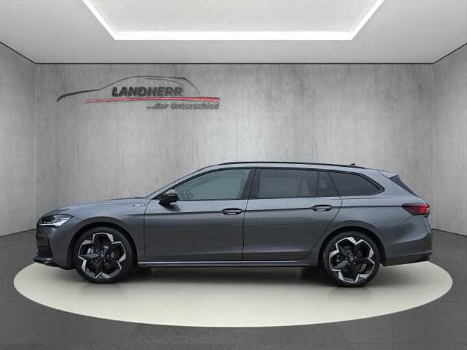 SKODA Superb 2.0 TDI 4x4 Sportline //Head-Up/AHK/ Pano