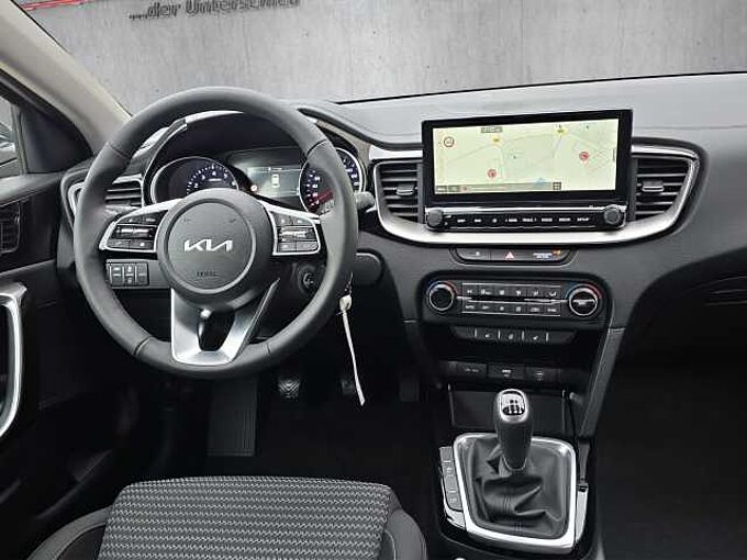 Kia Ceed 1.5 T-GDI Gold // Kamera/Sitzheizung /Navi