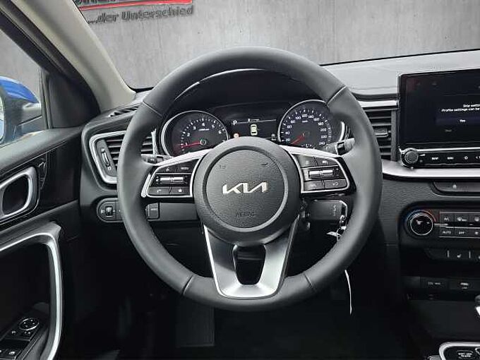 Kia Ceed 1.5 T-GDI Gold // Kamera/Sitzheizung /Navi