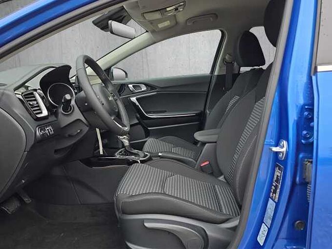 Kia Ceed 1.5 T-GDI Gold // Kamera/Sitzheizung /Navi