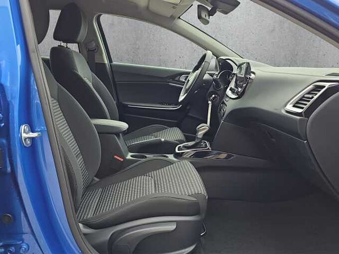 Kia Ceed 1.5 T-GDI Gold // Kamera/Sitzheizung /Navi