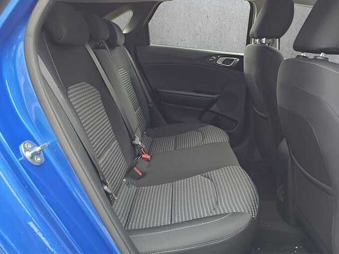 Kia Ceed 1.5 T-GDI Gold // Kamera/Sitzheizung /Navi