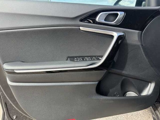 Kia ProCeed 1.5 GT Line LED/Kamera/4 x SHZ