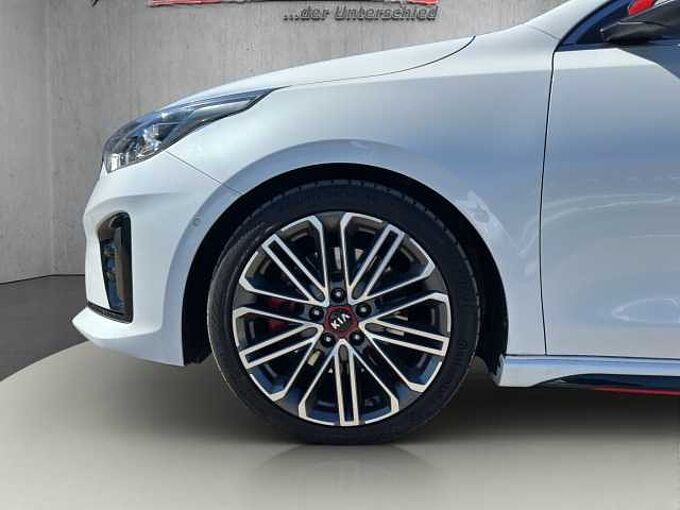 Kia Ceed GT 1.6 T-GDI PANO/ACC/LHZ/SHZ/LED/JBL 