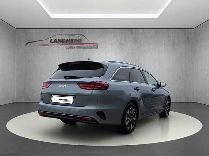 Kia Ceed  SW 1.0 T-GDI Gold //Kamera/Winterpaket /Navi