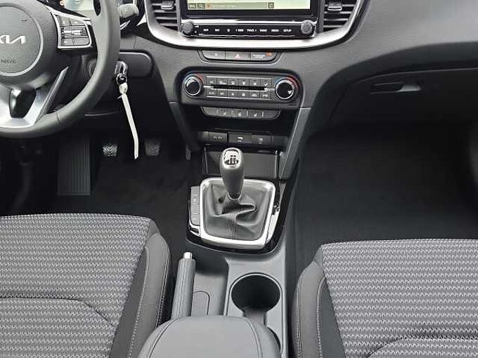 Kia Ceed  SW 1.0 T-GDI Gold //Kamera/Winterpaket /Navi