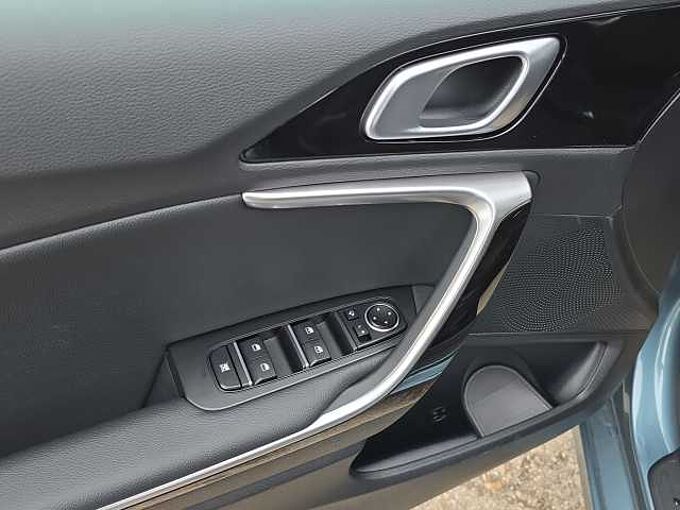 Kia Ceed  SW 1.0 T-GDI Gold //Kamera/Winterpaket /Navi