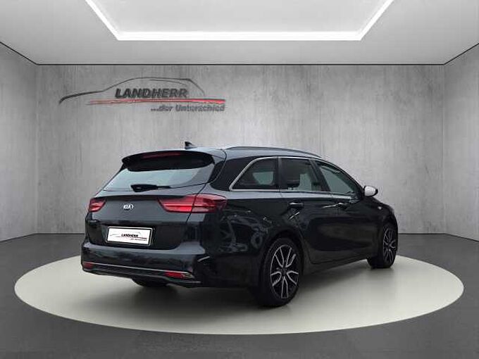 Kia Ceed NAVI. SHZ, KAMERA,...