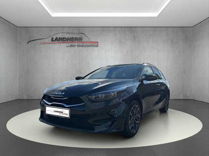Kia Ceed SW 1.5 Sport // Panorama/Kamera