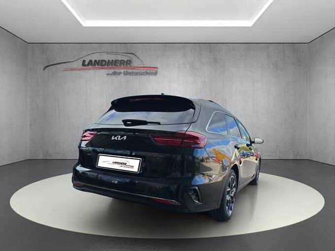 Kia Ceed SW 1.5 Sport // Panorama/Kamera