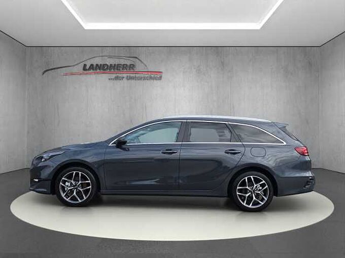 Kia Ceed SW 1.5 T-GDI Gold // Navi/Kamera /Winterpaket