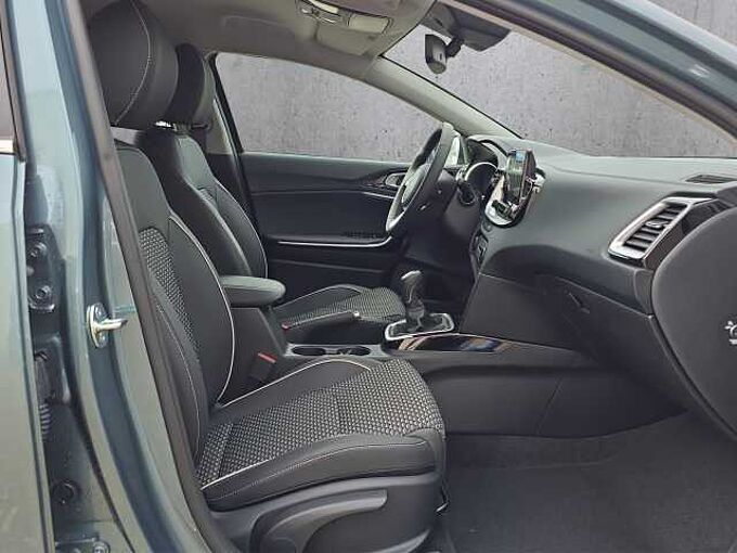 Kia Ceed SW 1.5 T-GDI Gold // Navi/Kamera /Winterpaket