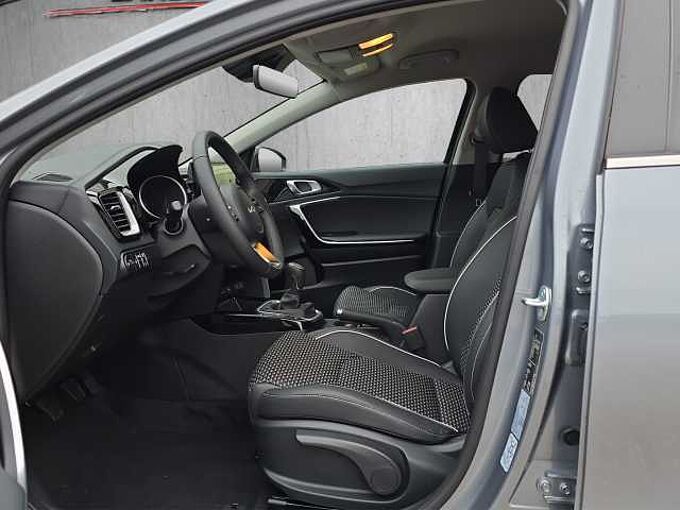 Kia Ceed SW 1.5 T-GDI Gold //LED/Kamera /Winterpaket