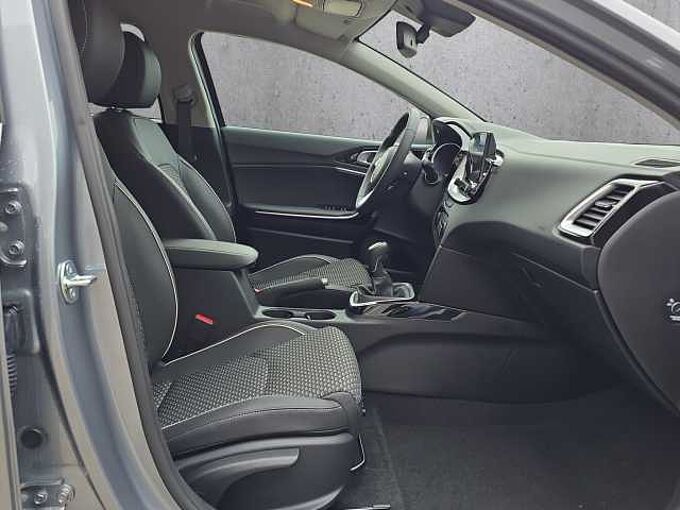 Kia Ceed SW 1.5 T-GDI Gold //LED/Kamera /Winterpaket