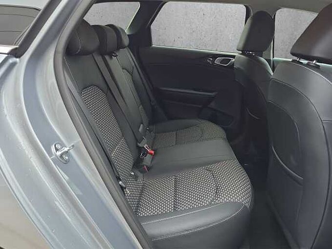 Kia Ceed SW 1.5 T-GDI Gold //LED/Kamera /Winterpaket