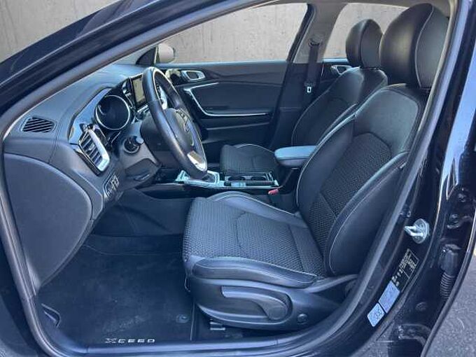 Kia XCeed Aut. *LED/Navi/Kamera/ACC*