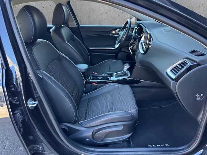 Kia XCeed Aut. *LED/Navi/Kamera/ACC*