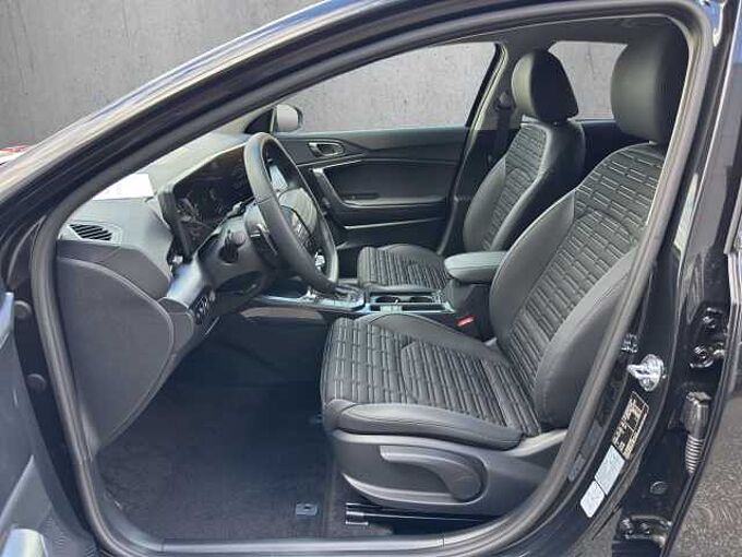 Kia XCeed 1.6 T-GDI Gold //LED/Sitzheizung/Kamera/Navi /elektrische Heckklappe