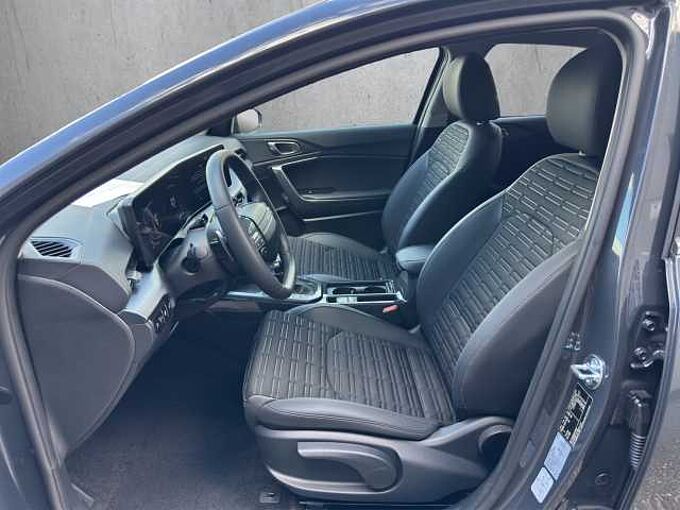 Kia XCeed 1.6 T-GDI Gold //LED/Sitzheizung/Kamera/Navi /elektrische Heckklappe