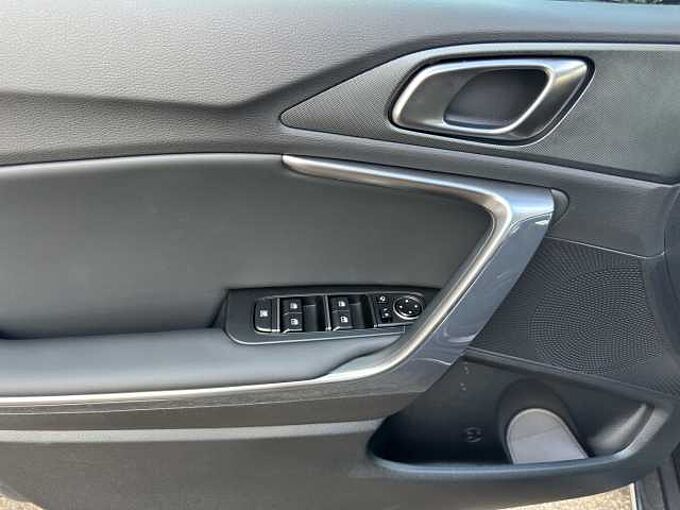 Kia XCeed 1.6 T-GDI Gold //LED/Sitzheizung/Kamera/Navi /elektrische Heckklappe