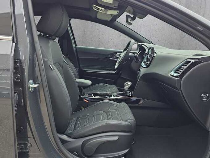 Kia XCeed 1.6 T-GDI Sport //Panorama/Navi/LED /Winterpaket