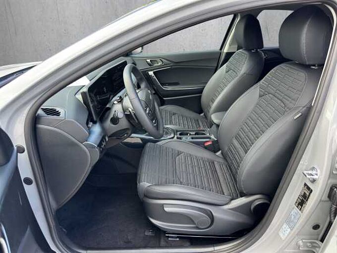 Kia XCeed 1.6 T-GDI Gold //LED/Sitzheizung/Kamera/Navi