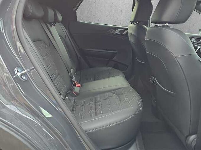 Kia XCeed 1.6 T-GDI Sport // Navi/Kamera/ /LED