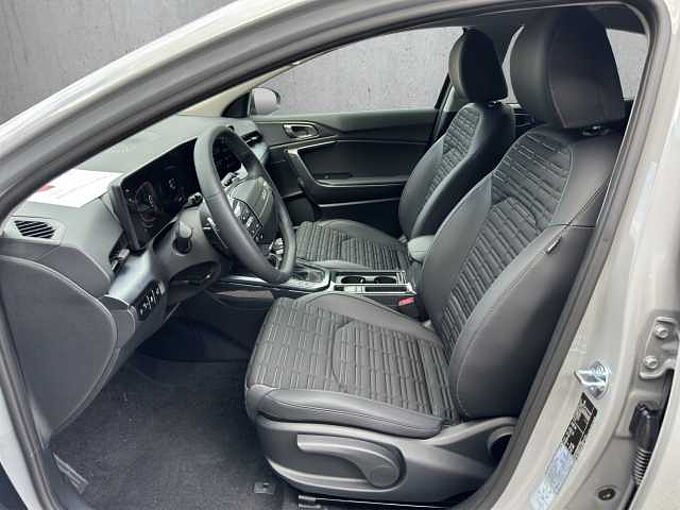 Kia XCeed 1.6 T-GDI Gold //LED/Sitzheizung/Kamera/Navi /elektrische Heckklappe